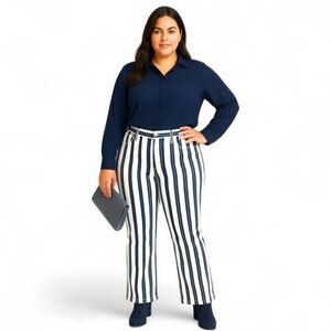 NWT Levi's Low Pro Navy & White Striped Jeans